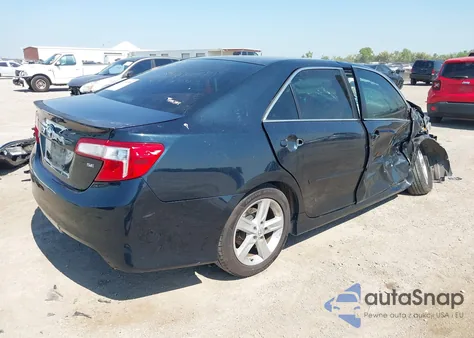 2014 Toyota Camry Se z USA, uszkodzony, nr VIN 4T1BF1FK8EU387561